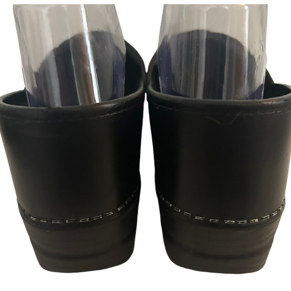 DANSKO PROFESSIONAL BLACK OIL LEATHER SLIP ON STAPLED CLOGS 9M 39 206020202 - Picture 3 of 7